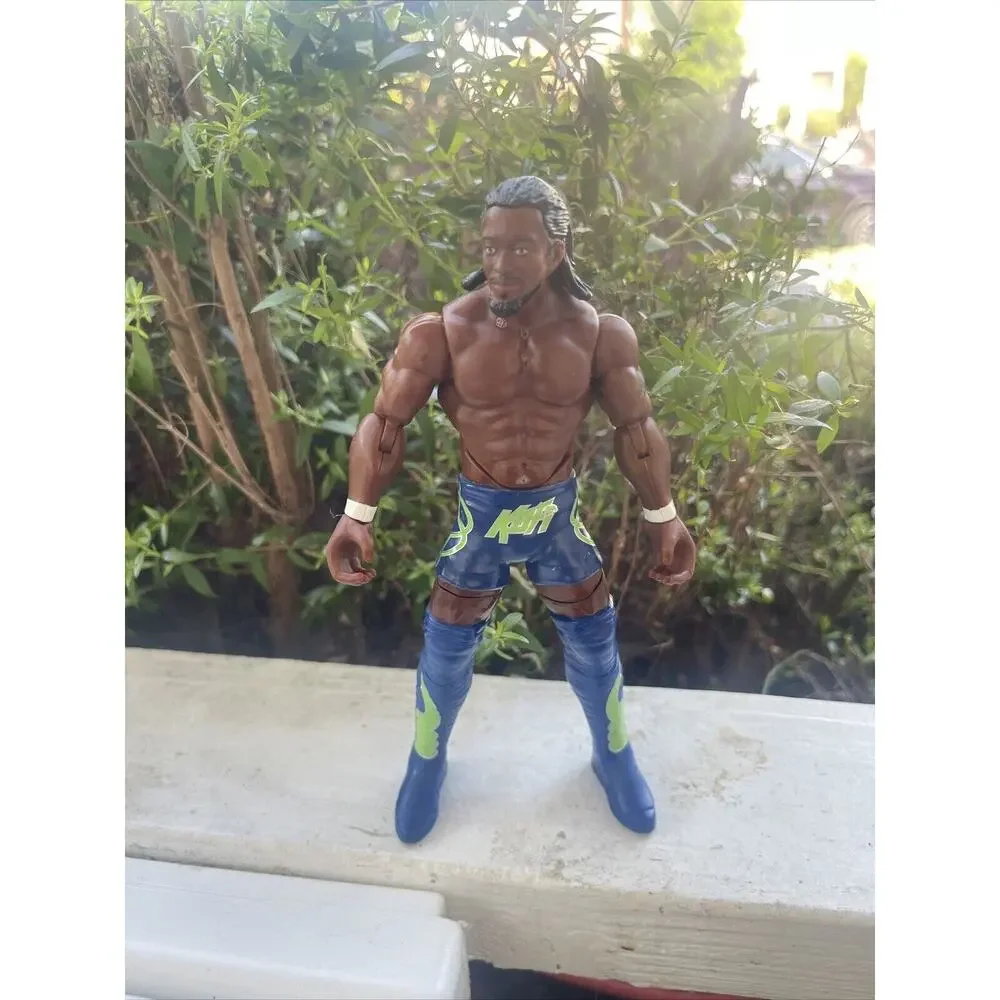 Mattel Kofi Kingston WWE 2013/ 1999 Toy Biz Red Sting Combo